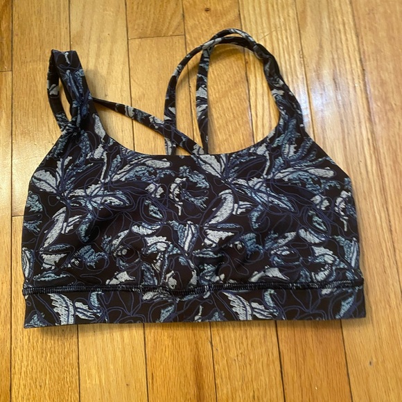 lululemon athletica Other - PRICE NOT BEING LOWERED. Lululemon Size 4 sports bra. Removable padding.
